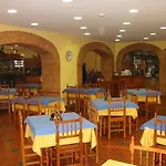 فندق Hostal-restaurante El Paisano *