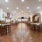فندق Hostal-restaurante El Paisano