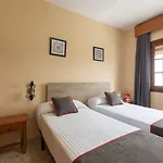 فندق Hostal-restaurante El Paisano *