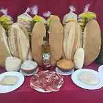 Hostal-restaurante El Paisano Guadalema de los Quinteros