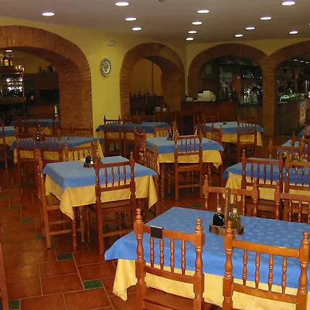 Hotel Hostal-restaurante El Paisano Guadalema de los Quinteros